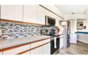 35 Valencia Dr, Boynton Beach, FL 33436, Sold 12/04/20