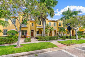 127 Seagrape Dr, Jupiter, FL 33458, Sold 01/13/21