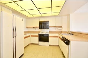 801 S Ocean Dr, Fort Pierce, FL 34949, Sold 12/23/20