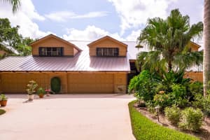 108 SE Crestwood Cir, Stuart, FL 34997, Sold 01/19/21