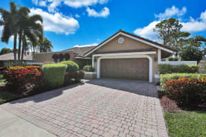 2824 NW 28th St, Boca Raton, FL 33434, Sold 01/08/21