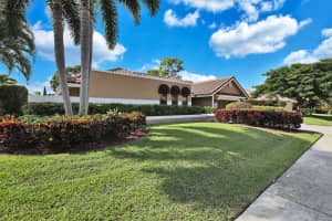 2824 NW 28th St, Boca Raton, FL 33434, Sold 01/08/21