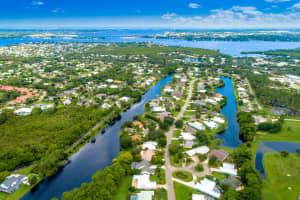 2227 SW Oak Ridge Rd, Palm City, FL 34990, Sold 11/30/20