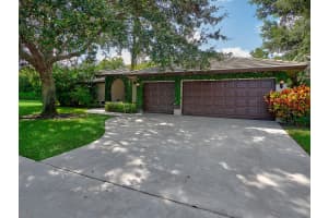10821 Paso Fino Dr, Lake Worth, FL 33449, Sold 01/28/21