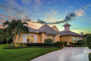 10329 Prestwick Rd, Boynton Beach, FL 33436, Sold 01/21/21