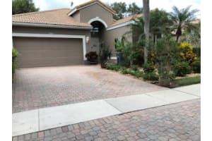 6091 Rossmoor Lakes Ct, Boynton Beach, FL 33437, Sold 02/05/21