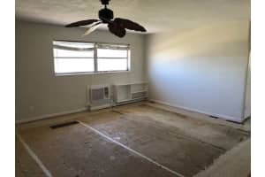 810 Lake Shore Dr, Lake Park, FL 33403, Sold 11/25/20