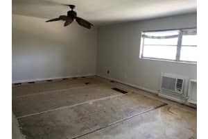 810 Lake Shore Dr, Lake Park, FL 33403, Sold 11/25/20