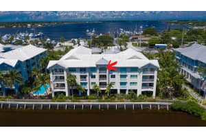 275 NW Flagler Ave, Stuart, FL 34994, Sold 03/08/21