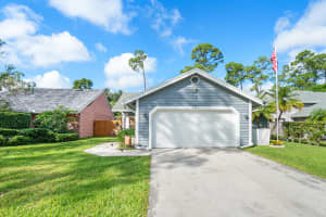 481 Goldenwood Way, Wellington, FL 33414, Sold 12/30/20