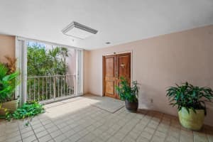 790 Andrews Ave APT A101, Delray Beach, FL 33483, Sold 12/31/20
