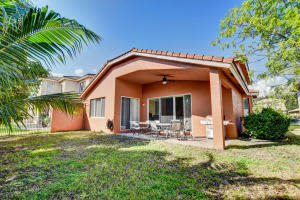 120 Sarona Cir, Royal Palm Beach, FL 33411, Sold 01/29/21