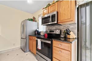 205 SE 1st Cir #7a, Boynton Beach, FL 33435, Sold 11/30/20