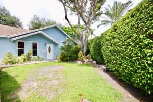 4653 Pine Grove Dr, Delray Beach, FL 33445, Sold 11/13/20