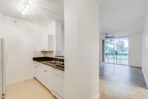 651 Okeechobee Blvd, West Palm Beach, FL 33401, Sold 02/05/21