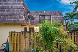 2462 Waterside Dr, Lake Worth, FL 33461, Sold 01/14/21