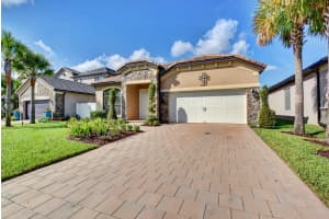 5547 Sandbirch Wy, Lake Worth, FL 33463, Sold 11/24/20