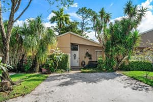 22236 Woodborn Dr, Boca Raton, FL 33428, Sold 12/24/20
