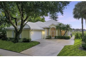 1070 Bear Island Dr, West Palm Beach, FL 33409, Sold 12/16/20
