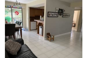 4335 Oak Terrace Dr, Greenacres, FL 33463, Sold 12/01/20