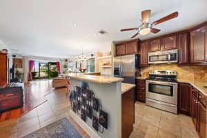 236 Castlewood Dr, North Palm Beach, FL 33408, Sold 01/22/21