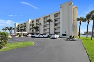 100 Intracoastal Pl, Tequesta, FL 33469, Sold 01/11/21