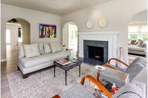 MLS# R10664610, West Palm Beach, Florida 33401