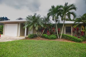 7920 SE River Ln, Stuart, FL 34997, Sold 12/09/20