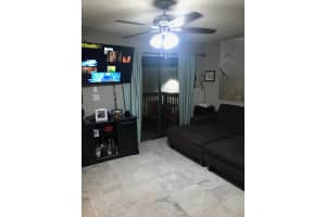 645 Executive Center Dr R205, West Palm Beach, FL 33401, Sold 11/10/20