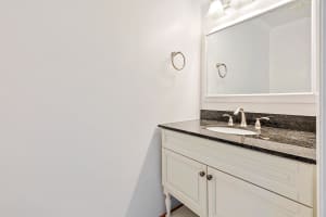 105 Old English Ct, Jupiter, FL 33458, Sold 11/12/20