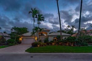 35 Bermuda Lake Dr, Palm Beach Gardens, FL 33418, Sold 02/03/21