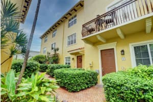 65 SE 5th Ave, Delray Beach, FL 33483, Sold 11/23/20