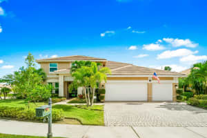 720 SW River Bend Cir, Stuart, FL 34997, Sold 12/01/20