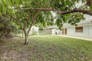 4481 Chesapeake Bay Dr, Stuart, FL 34997, Sold 12/11/20