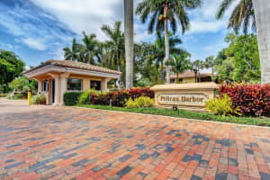 240 Captains Walk, Delray Beach, FL 33483, Sold 01/11/21