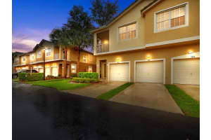 3075 Grandiflora Dr, Greenacres, FL 33467, Sold 12/02/20