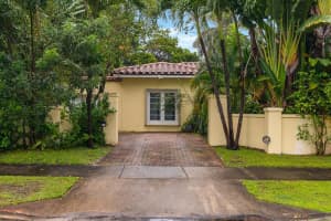 201 Sunset Rd, West Palm Beach, FL 33401, Sold 03/25/21