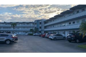 2200 Park Ln, Hollywood, FL 33021, Sold 02/19/21
