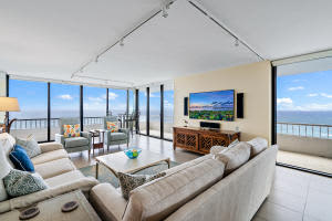 4600 N Ocean Dr, Riviera Beach, FL 33404, Sold 05/07/21