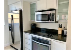 235 NE 1st St, Delray Beach, FL 33444, Sold 12/30/20