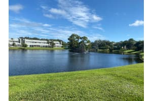 3284 NE Holly Creek Dr, Jensen Beach, FL 34957, Sold 02/22/21