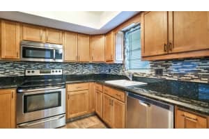 415 US-1, North Palm Beach, FL 33408, Sold 12/11/20