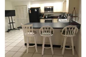 1076 Raintree Ln, Palm Beach Gardens, FL 33410, Sold 01/15/21