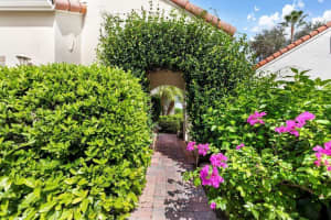 MLS# R10666618, Vero Beach, Florida 32967