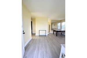 1348 9th St, West Palm Beach, FL 33401, Sold 06/01/21