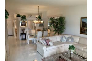 8382 Springlake Dr, Boca Raton, FL 33496, Sold 12/04/20