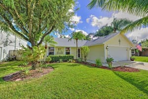 3942 Walnut Pl, Stuart, FL 34997, Sold 02/12/21