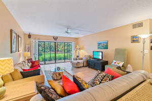 300 N Hwy A1A #105d, Jupiter, FL 33477, Sold 12/29/20