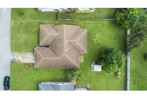 859 4th Ln, Vero Beach, FL 32962, Sold 04/09/21