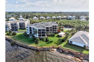 9610 Riverside Dr, Sebastian, FL 32958, Sold 12/16/20